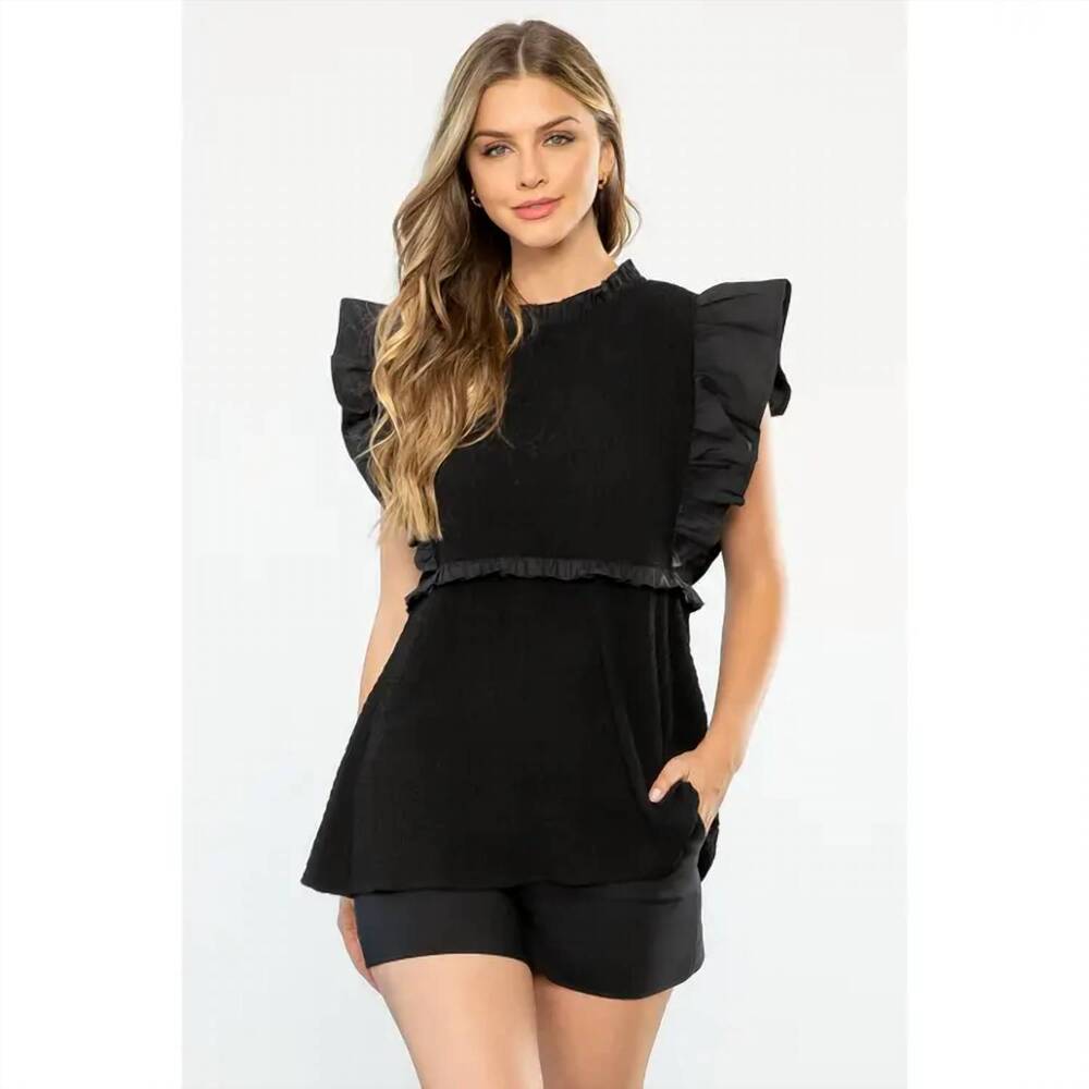 NEW THML ruffle textured top in black